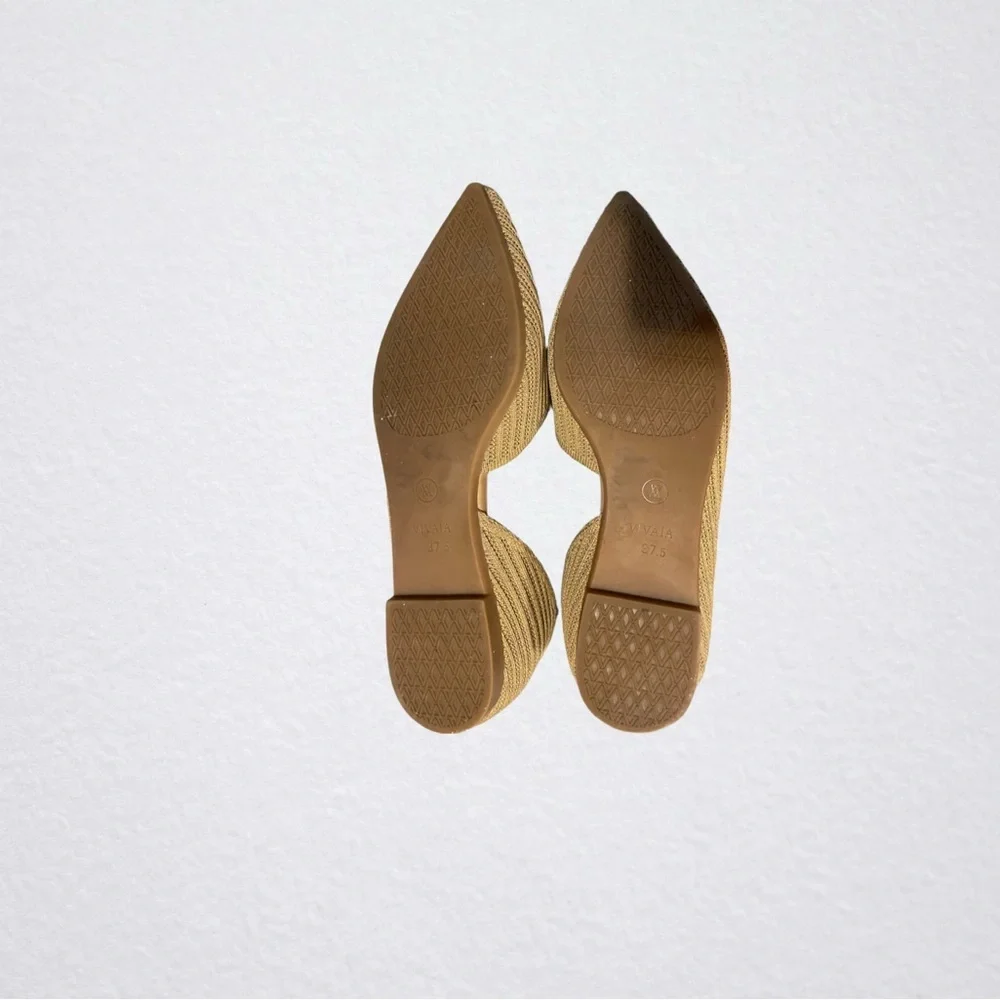 VIVAIA Women's Elegant Tan Loafers - Picture 4 of 4